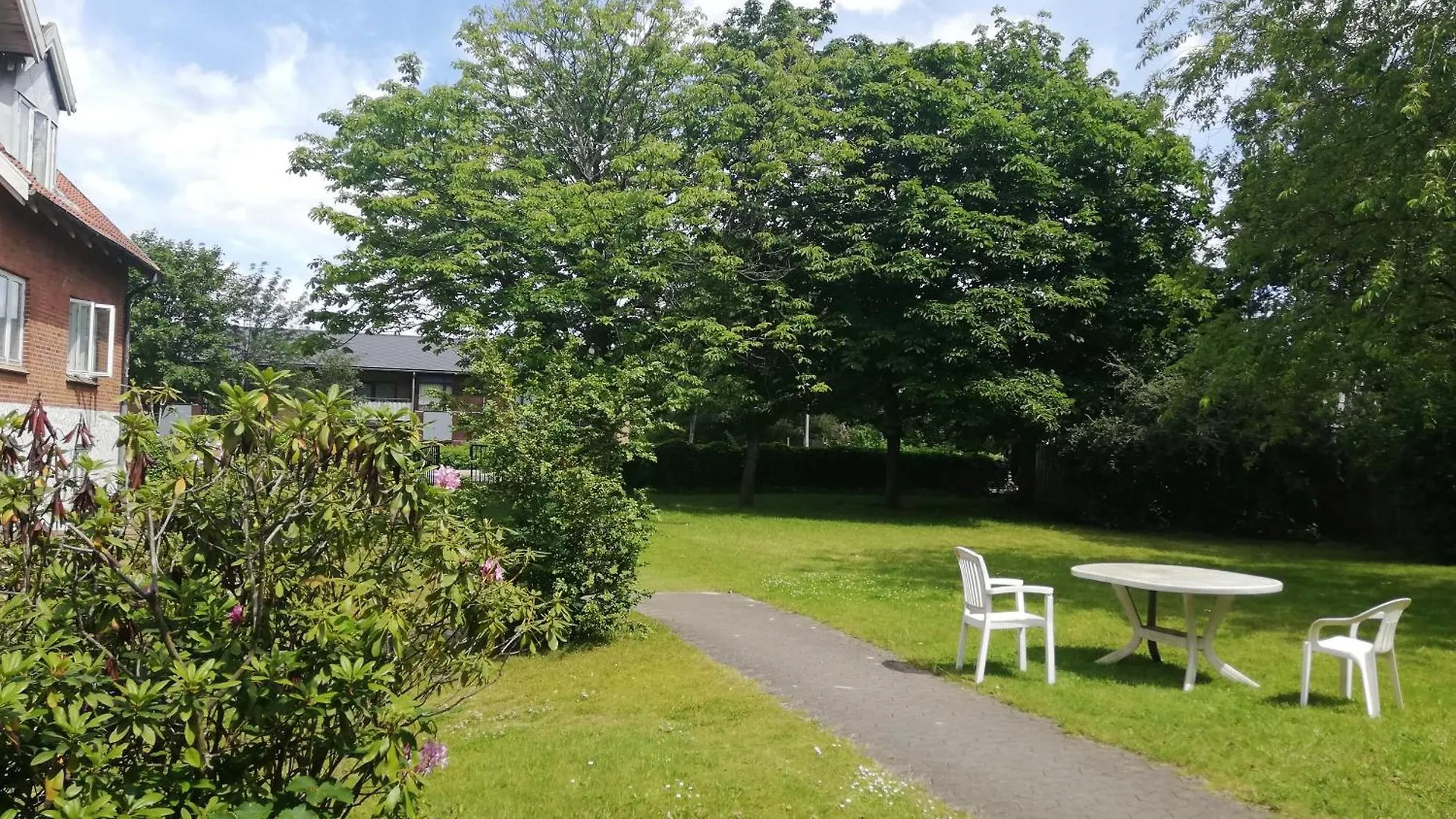 5 Min Walk To Lego House - 2 Bedrooms 80M2 Apartment Billund 0*,  Denmark